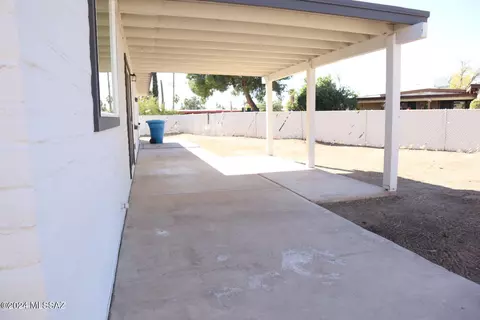 Exterior - 7401 E Stella Rd, Tucson, AZ 85730 photo 1 of 4