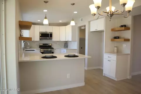 Kitchen - 7401 E Stella Rd, Tucson, AZ 85730 photo 2 of 11