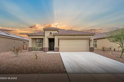 10152 N Leopard Gecko Ter, Marana, AZ 85653