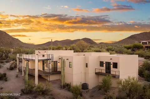 4890 W Mcelroy Dr, Tucson, AZ 85745