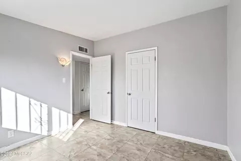 5734 E 33rd St, Tucson, AZ 85711 photo 18