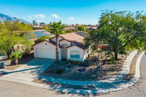 3613 W Lenihan Ln, Tucson, AZ 85742