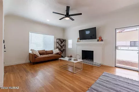 Living - 2109 E Grant Rd, Tucson, AZ 85719 photo 2 of 3