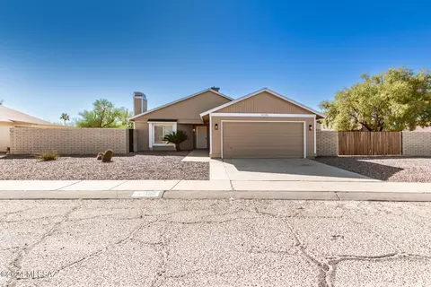 10102 E Stella Rd, Tucson, AZ 85730