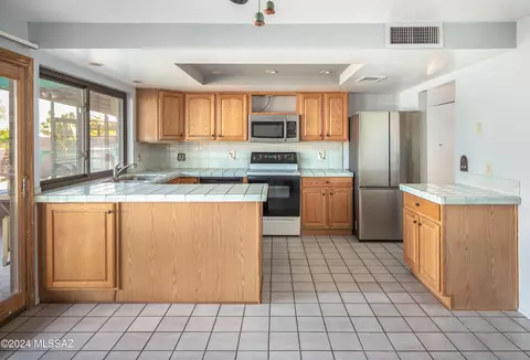 8521 E Mabel Pl, Tucson, AZ 85715 photo 8
