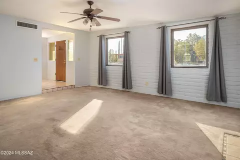 8521 E Mabel Pl, Tucson, AZ 85715 photo 3