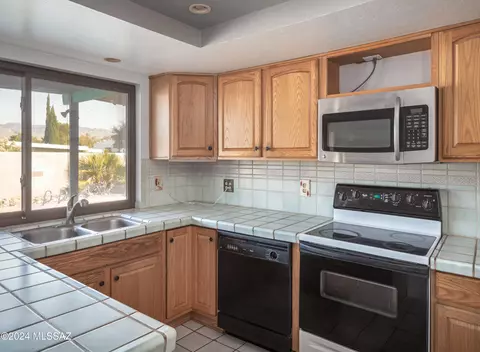 8521 E Mabel Pl, Tucson, AZ 85715 photo 10