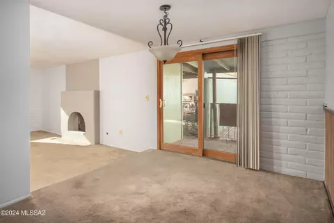 8521 E Mabel Pl, Tucson, AZ 85715 photo 6