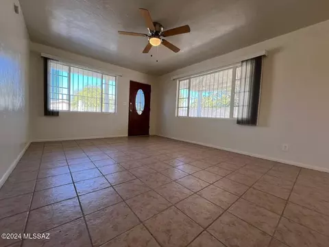 Living - 3142 E 29th St, Tucson, AZ 85713 photo 1 of 1