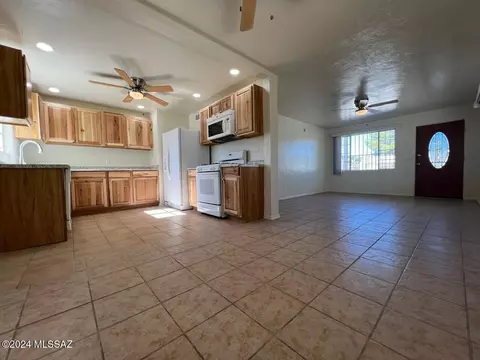 Other - 3142 E 29th St, Tucson, AZ 85713 photo 2 of 7