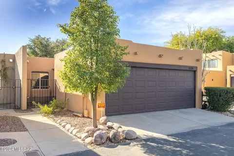 3338 E Popinac Loop, Tucson, AZ 85716 photo 2