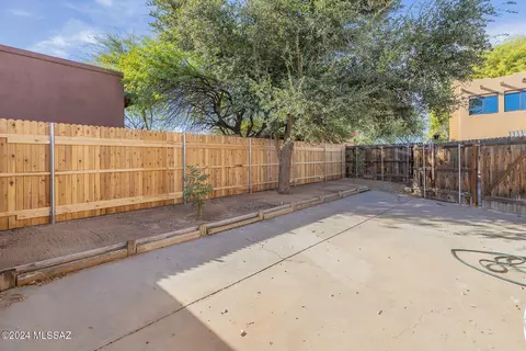 3338 E Popinac Loop, Tucson, AZ 85716 photo 21