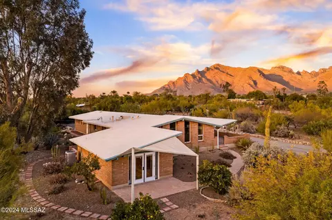 6865 N Firenze Dr, Tucson, AZ 85704