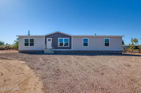 11353 W Najo Ln, Tucson, AZ 85743