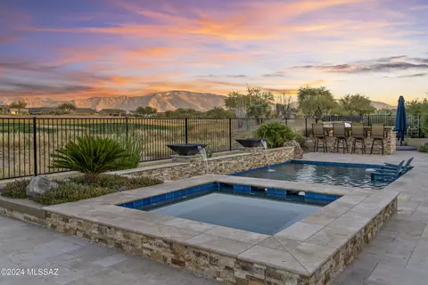 32541 S Cattle Trl, Oracle, AZ 85623