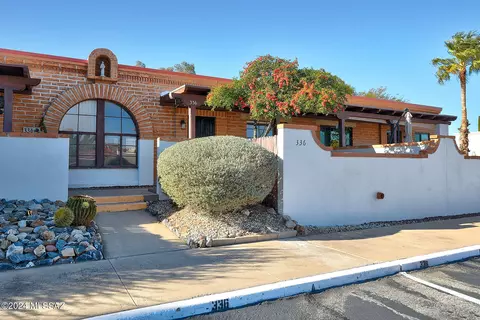 336 S Paseo Lobo C, Green Valley, AZ 85614