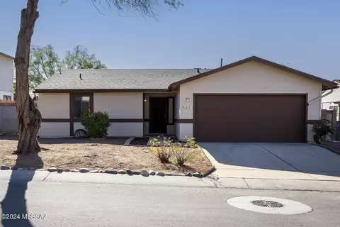 2521 W Tenbrook Way, Tucson, AZ 85741