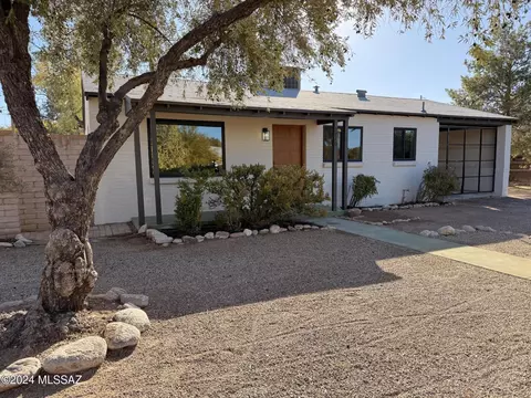 2710 E Hedrick Dr, Tucson, AZ 85716