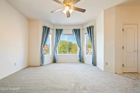 Living - 517 E Covered Wagon Dr, Tucson, AZ 85704 photo 5 of 5