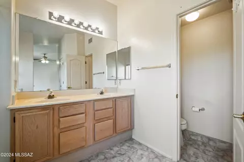 Bath - 517 E Covered Wagon Dr, Tucson, AZ 85704 photo 5 of 6
