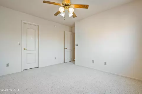 Bedroom - 517 E Covered Wagon Dr, Tucson, AZ 85704 photo 4 of 6