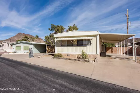 5780 W Rocking Cir St, Tucson, AZ 85713