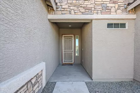 10925 W Radcliff Dr, Marana, AZ 85653