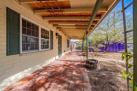 237 E Laguna St, Tucson, AZ 85705 photo 4