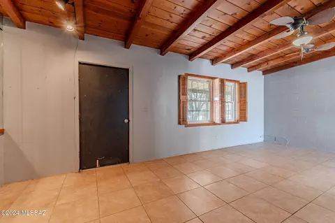 237 E Laguna St, Tucson, AZ 85705 photo 6