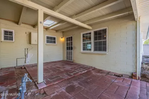 237 E Laguna St, Tucson, AZ 85705 photo 33