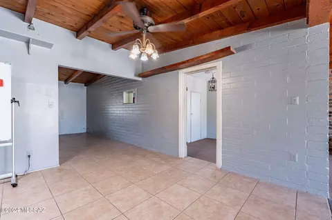 237 E Laguna St, Tucson, AZ 85705 photo 21