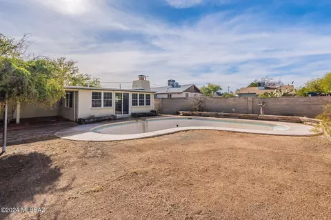 237 E Laguna St, Tucson, AZ 85705 photo 38