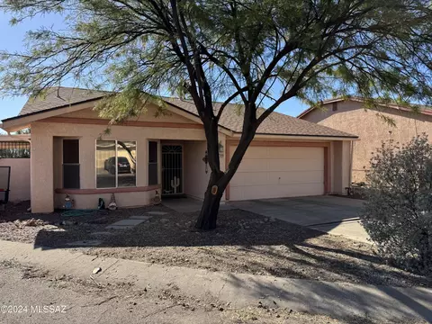 4709 W Sleepydale Ct, Tucson, AZ 85741
