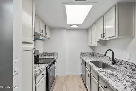 9346 E 5th St, Tucson, AZ 85710 photo 20