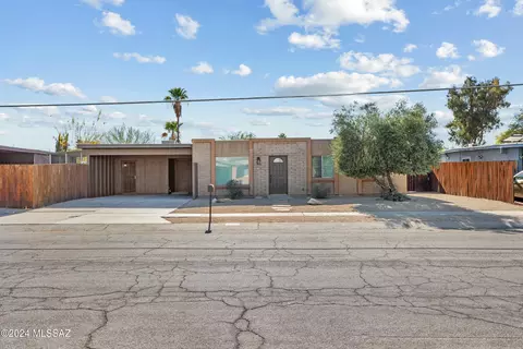 9346 E 5th St, Tucson, AZ 85710 photo 3