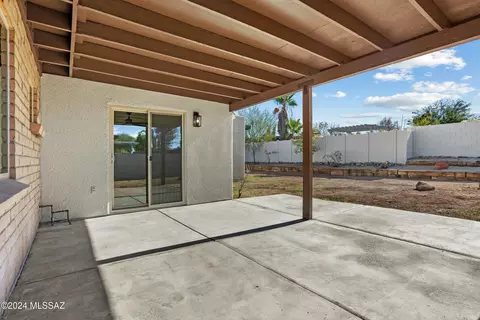 9346 E 5th St, Tucson, AZ 85710 photo 13