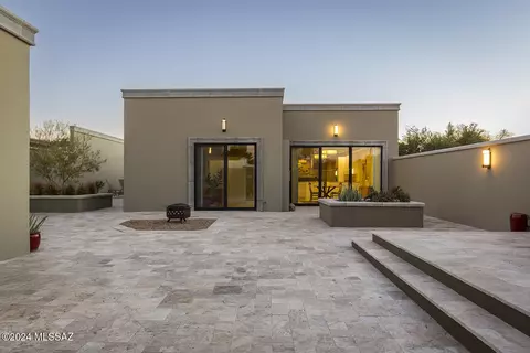 Exterior - 2201 E Mabel St, Tucson, AZ 85719 photo 13 of 17