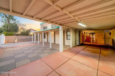 1005 E 24th St, Tucson, AZ 85713 photo 3