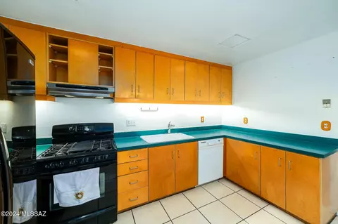 1005 E 24th St, Tucson, AZ 85713 photo 17