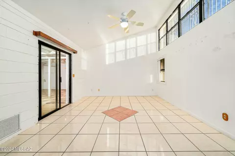 1005 E 24th St, Tucson, AZ 85713 photo 8