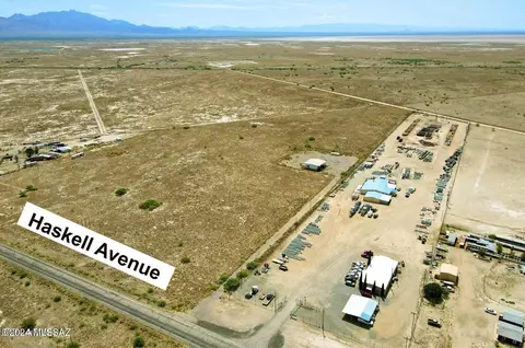 tbd W Geronimo Dr 84 Acres #-, Willcox, AZ 85643 photo 3