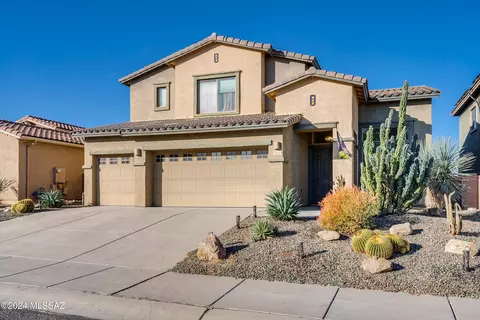 8257 N Amber Burst Dr, Tucson, AZ 85743