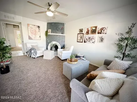 1961 W La Osa Dr, Tucson, AZ 85705