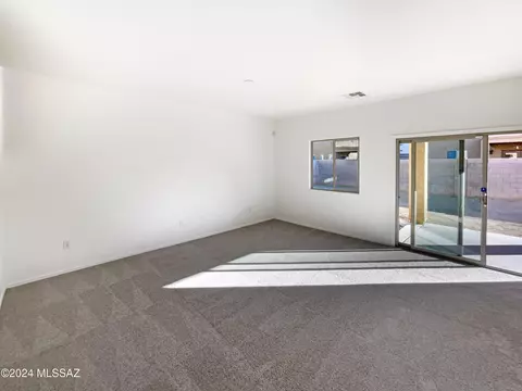 7992 S Tate Loop, Tucson, AZ 85756 photo 3