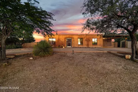 1515 S Cape Verde Pl, Tucson, AZ 85748