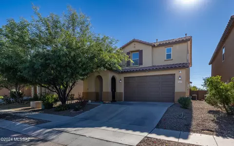 8581 W Amazilia Pl, Tucson, AZ 85757