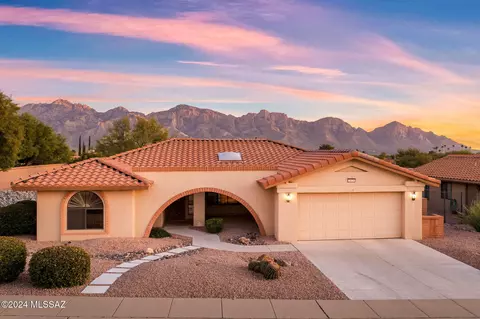 1620 E Chisholm Ln, Oro Valley, AZ 85755