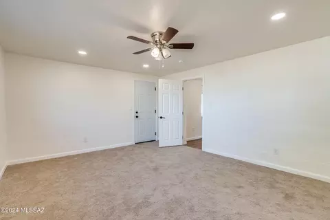 443 E Laguna St, Tucson, AZ 85705 photo 8