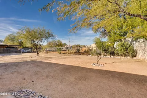 443 E Laguna St, Tucson, AZ 85705 photo 17