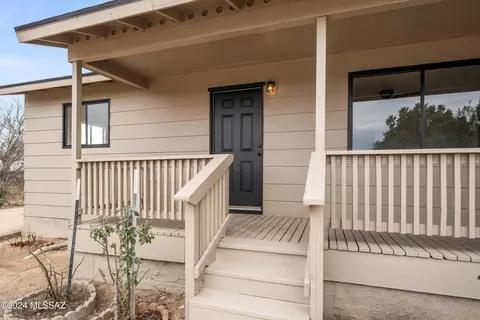 538 E 6th St, Benson, AZ 85602